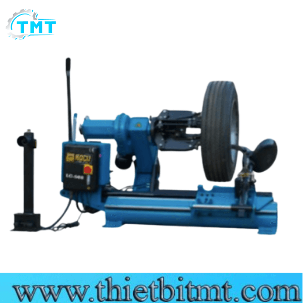 may-ra-vao-lop-xe-tai-co-lon-lc-568-2 may ra vao lop xe tai co lon lc 568 2