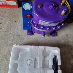 bo-bom-hut-chan-khong-nap-nen-thu-xi-gas-lanh