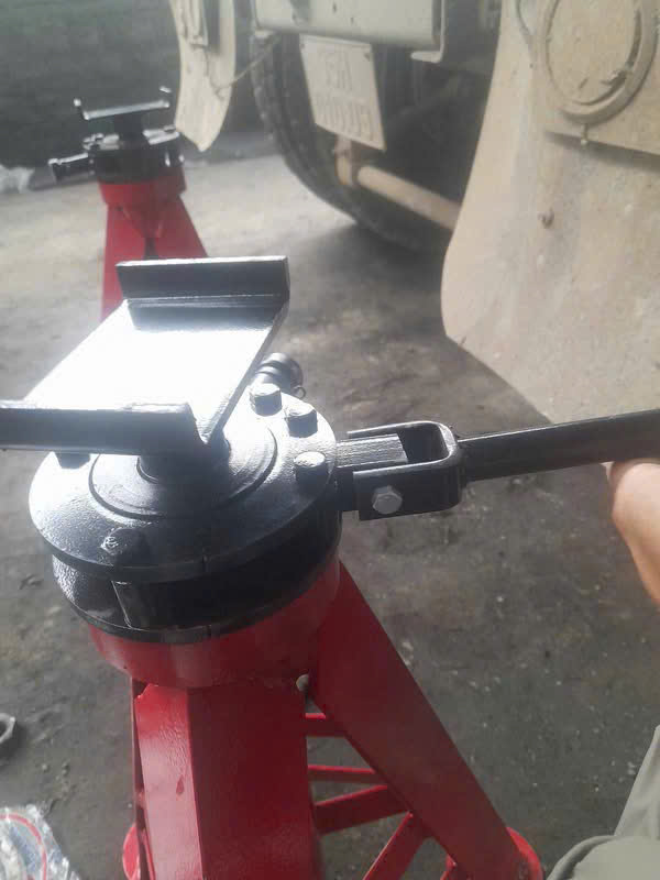 Chân Mễ Kê 30 Tấn 2 Chân Mễ Kê 30 Tấn - Ảnh 2