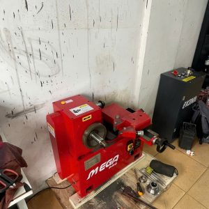 Máy tiện láng đĩa phanh ô tô C9344 6 Máy tiện láng đĩa phanh ô tô C9344