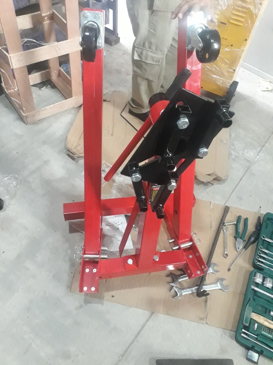Giá xoay tháo ráp động cơ ô tô 2000lbs | TM TECH 6 Giá xoay tháo ráp động cơ ô tô 2000lbs