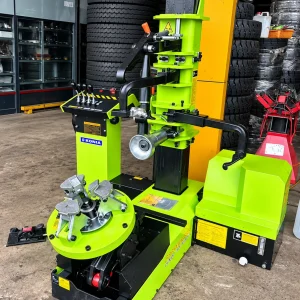 Máy Ra Vào Vỏ Lốp Xe Tải K1300
